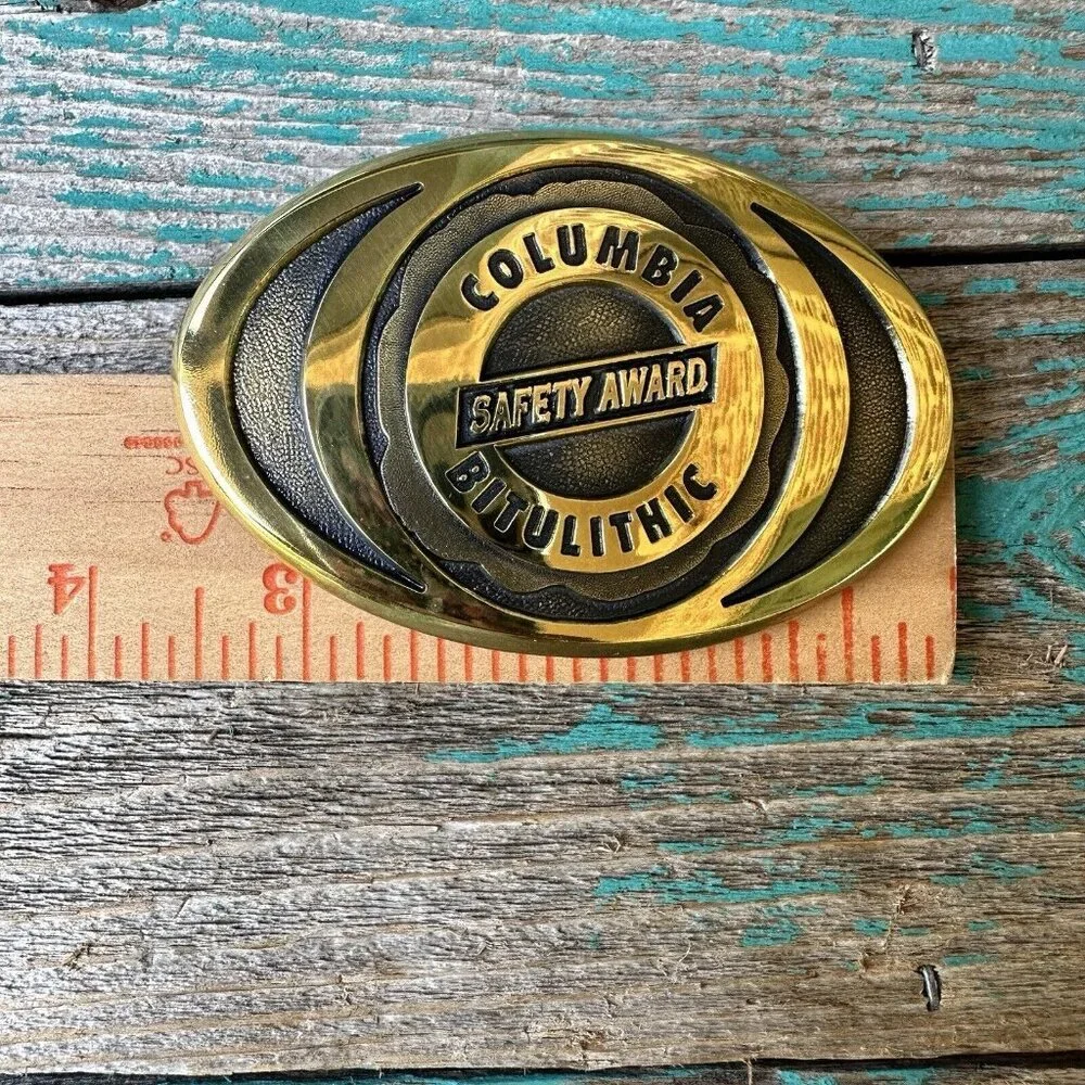 Vintage Columbia‎ Bitulithic Lafarge Brass Belt Buckle Oval Shape Safety Award